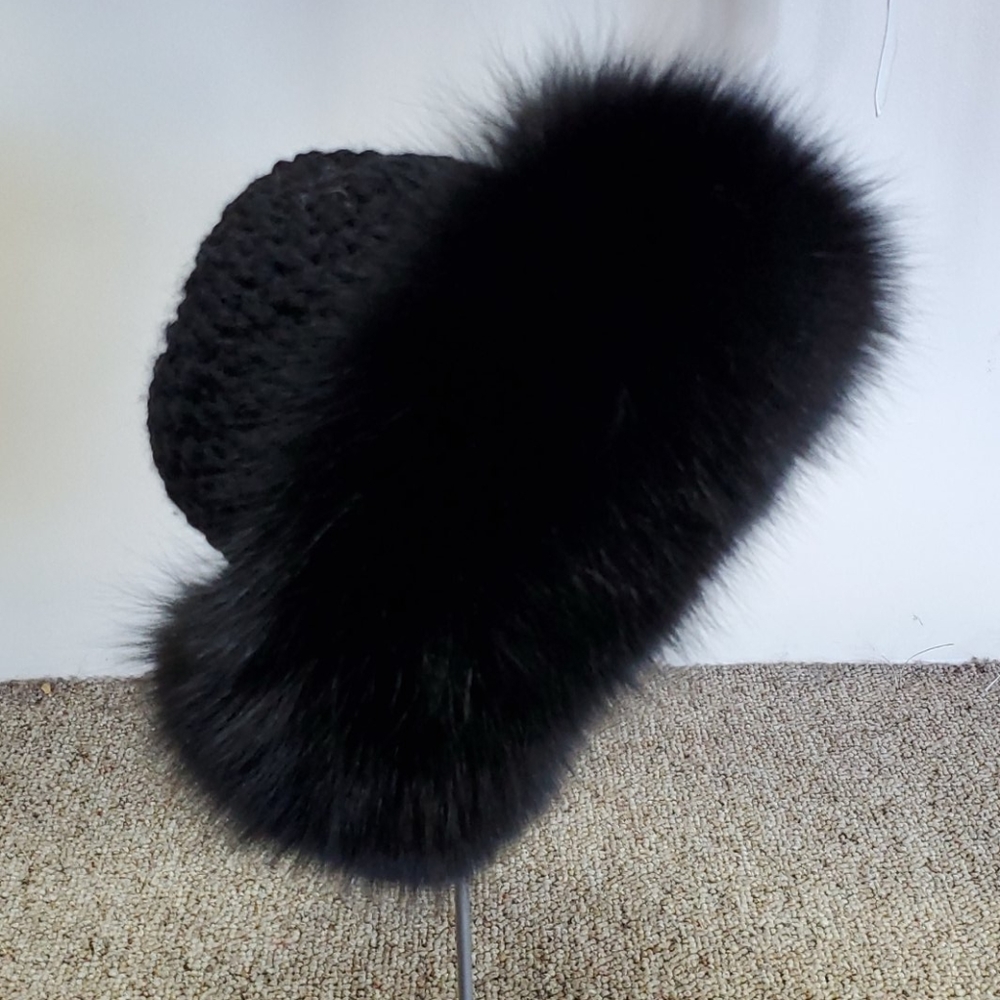 Knit and Fox Fur Hat
